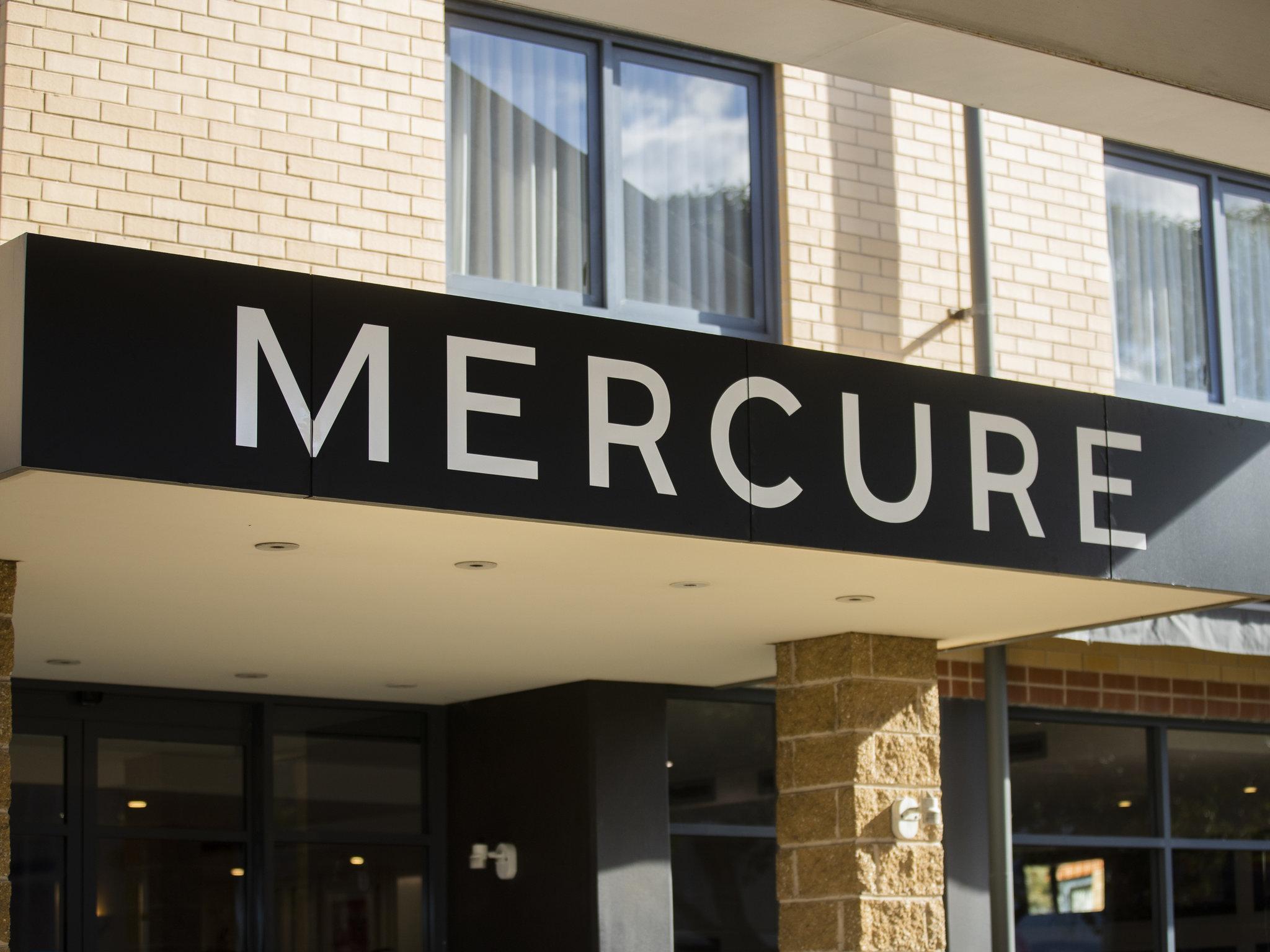 Mercure Sydney Manly Warringah Exterior foto