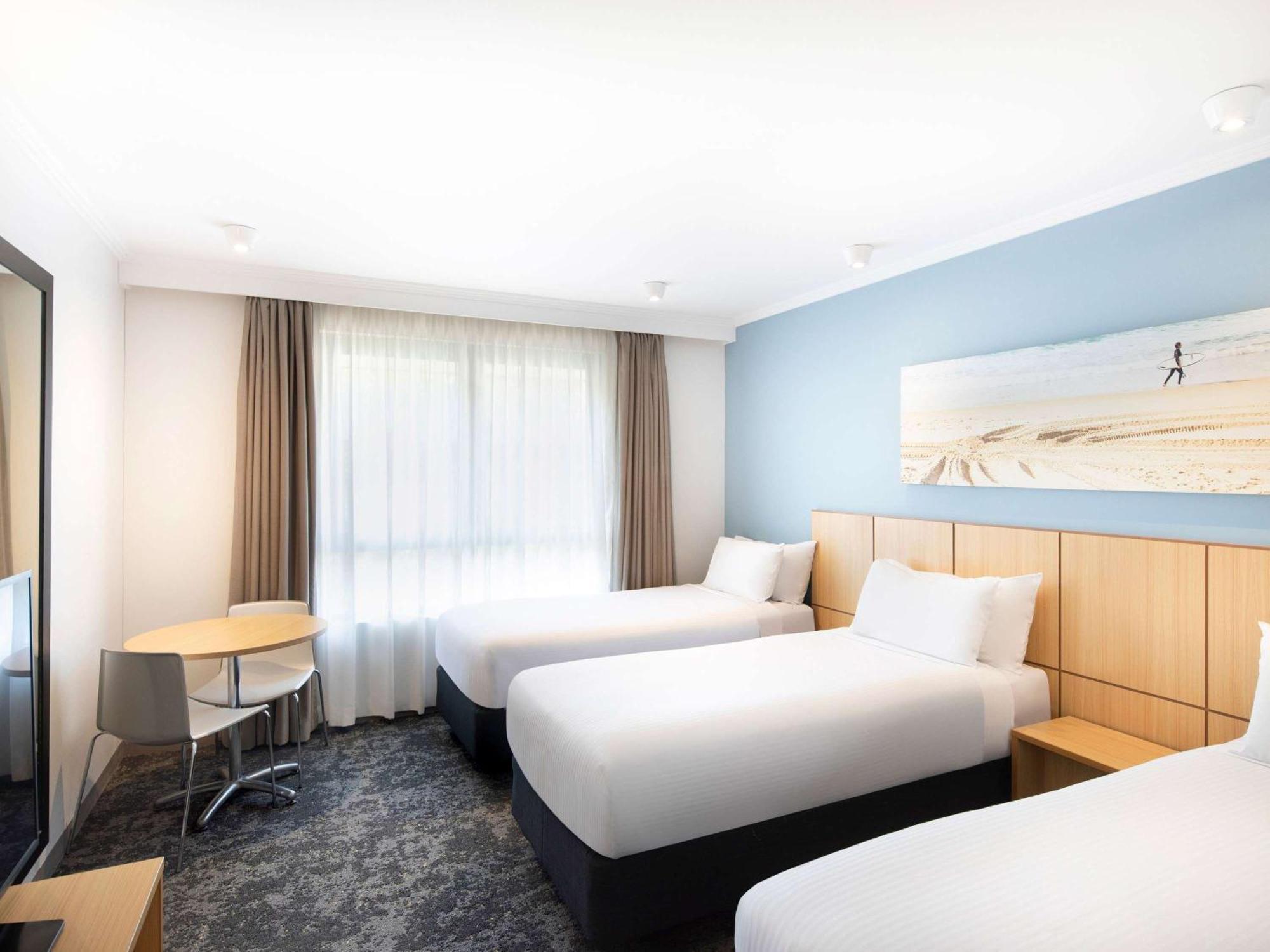 Mercure Sydney Manly Warringah Exterior foto