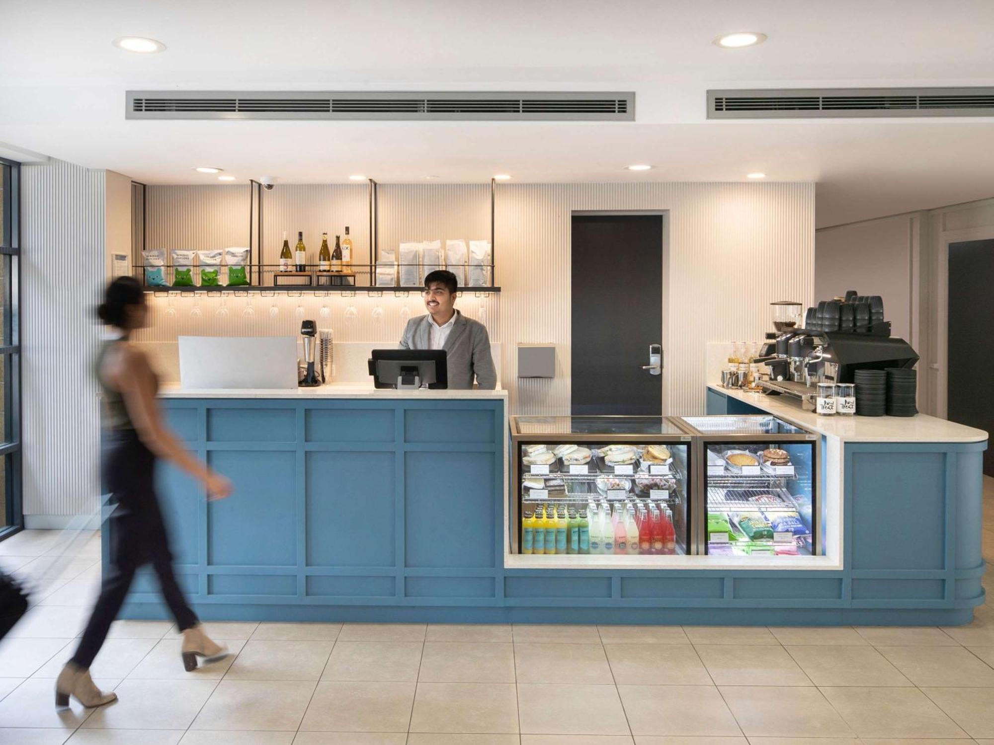 Mercure Sydney Manly Warringah Exterior foto