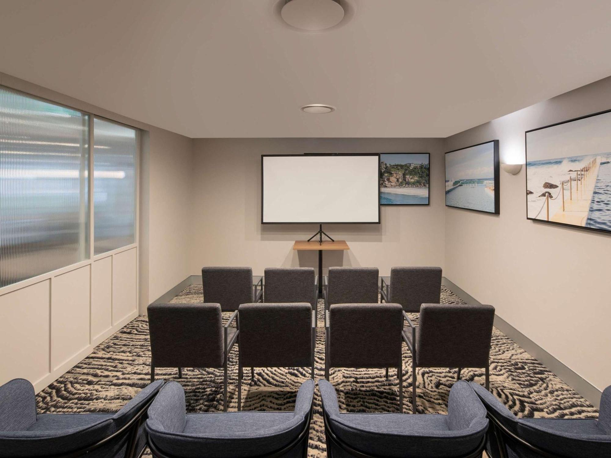Mercure Sydney Manly Warringah Exterior foto